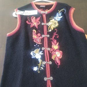 Vrikke sweater/vest by Irene Haugland Zahl